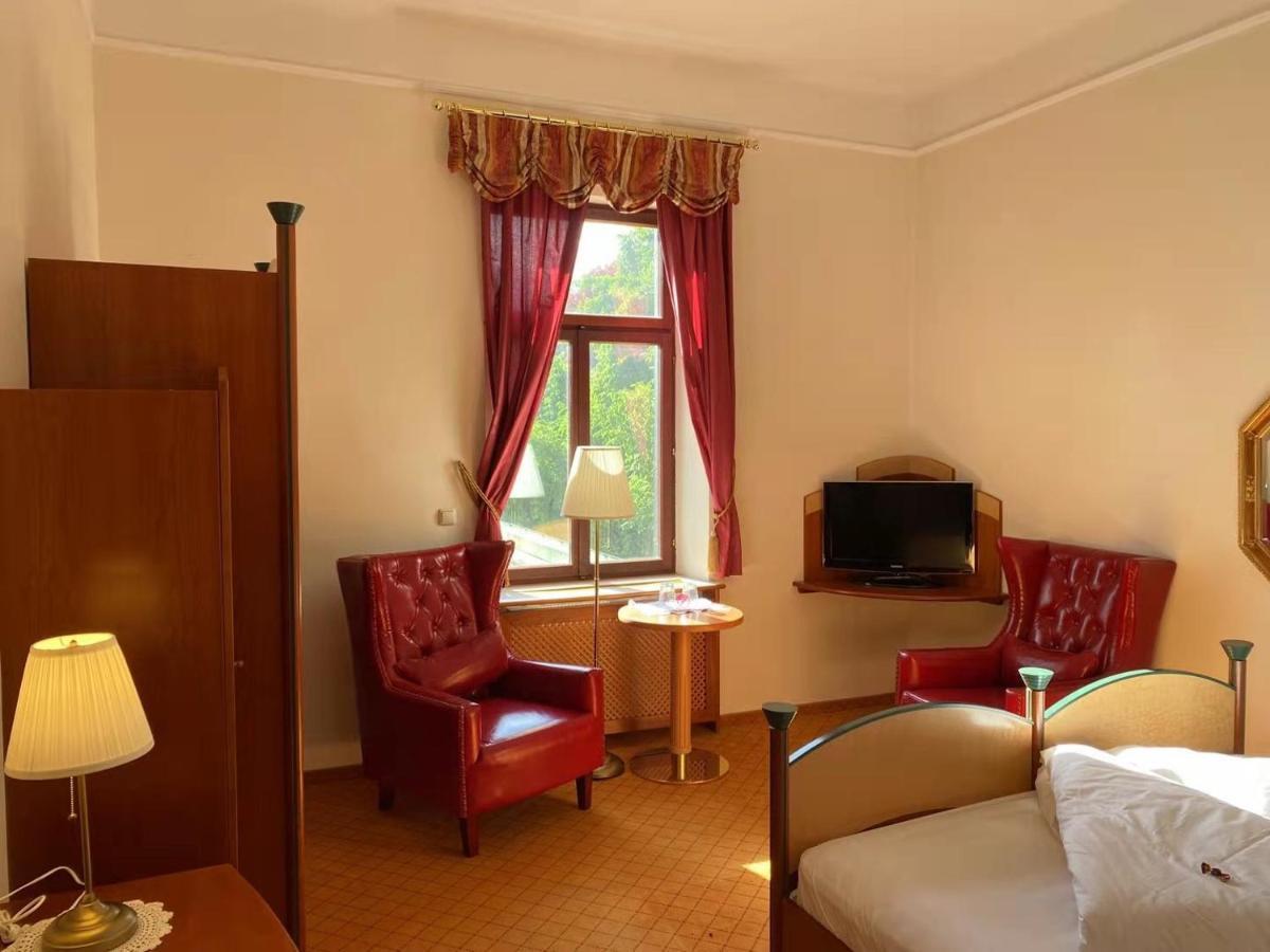 Hotel Kaiser Franz Josef Millstatt Exterior photo